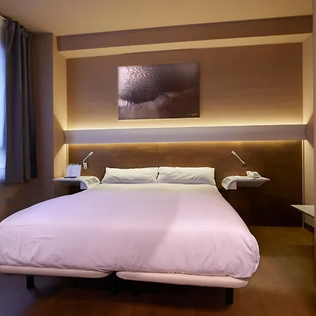 Silken Monumental Naranco 4*