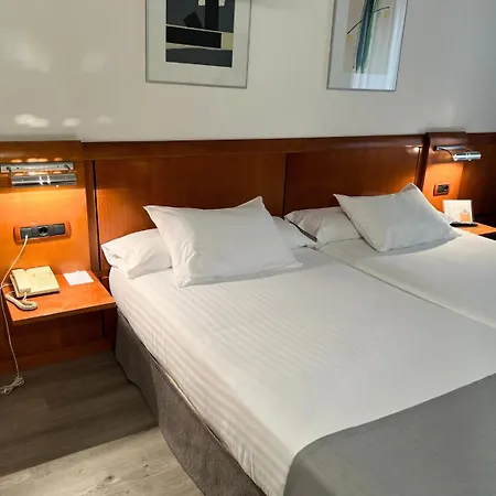 מלון Silken Monumental Naranco 4*