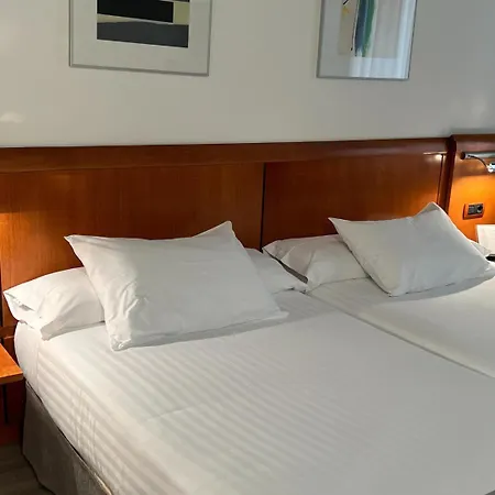 Silken Monumental Naranco Otel