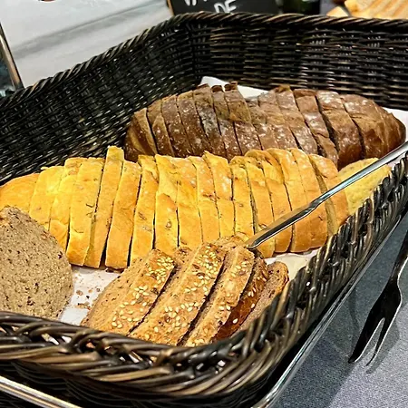 Silken Monumental Naranco מלון 4*