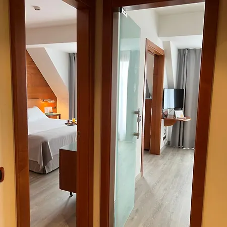 Silken Monumental Naranco 4*