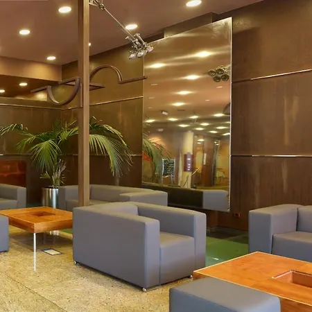 Silken Monumental Naranco 4* אוביידו