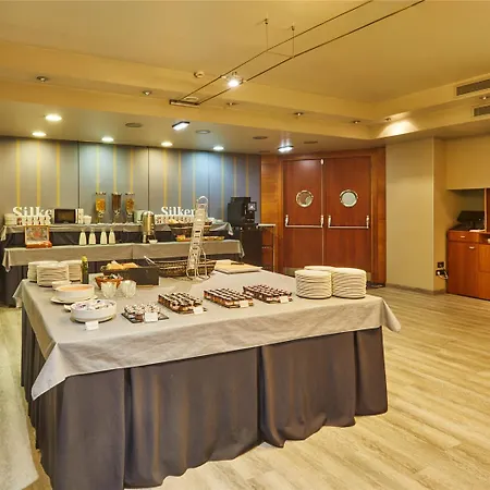 Silken Monumental Naranco מלון 4*