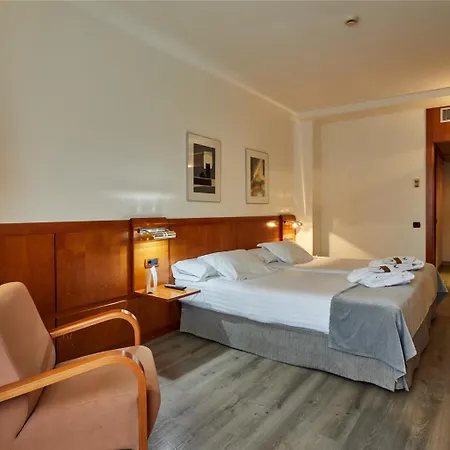Hotel Silken Monumental Naranco 4*