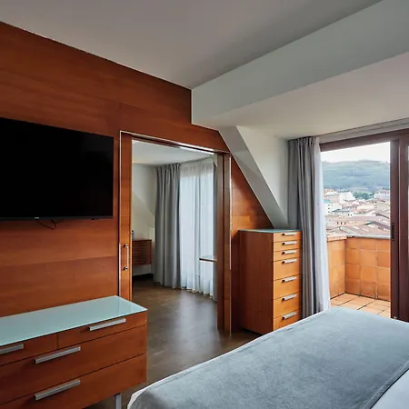 Silken Monumental Naranco Hotell