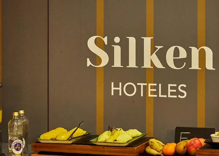 Silken Monumental Naranco 4*